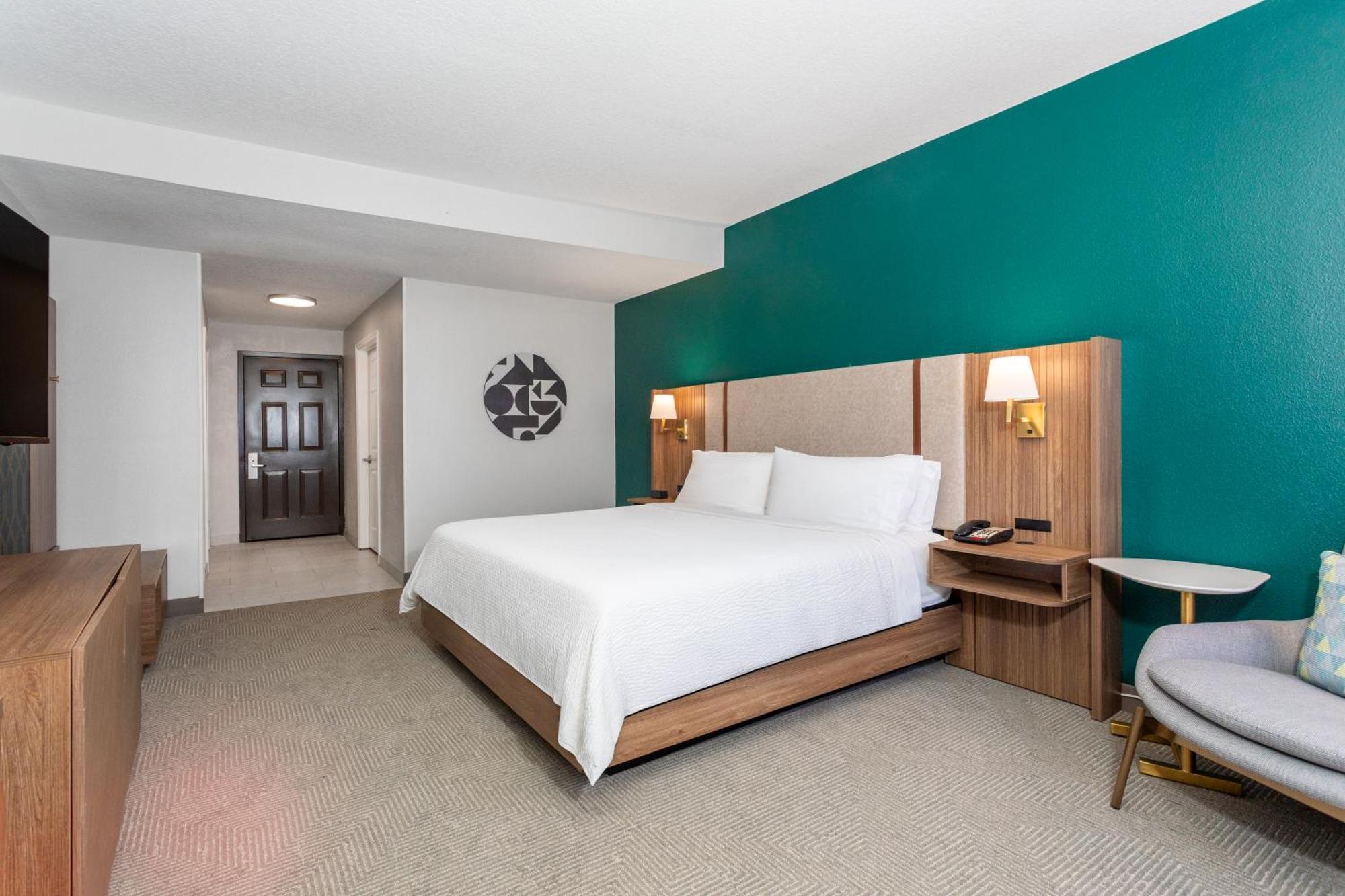 Holiday Inn Hotel & Suites Daytona Beach On The Ocean By Ihg Exterior photo